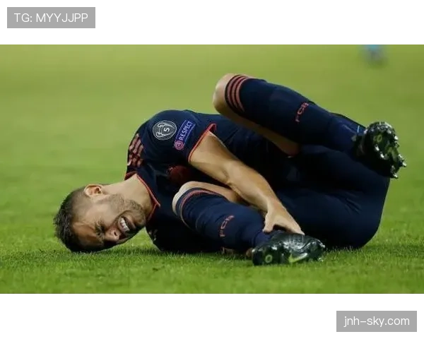 拜仁防线问题持续暴露，联赛争冠形势稳定性面临考验