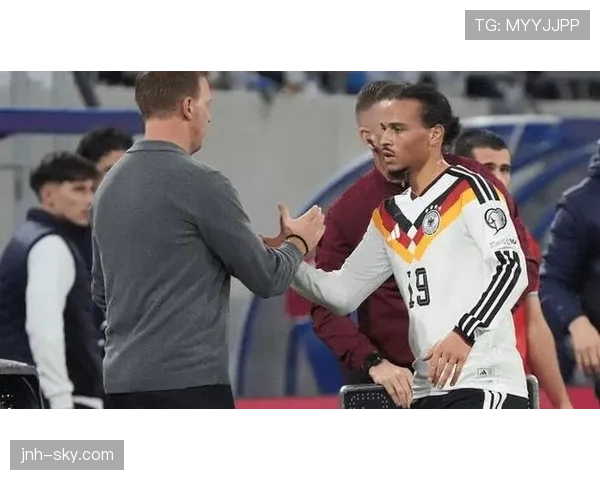 格列兹曼与萨内：前场自由人角色分化，球权集中度与无球跑动路径出现结构性偏移