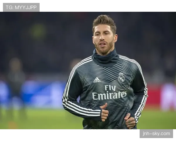 拉莫斯提升高位逼抢强度压制对手后防 本赛季角色聚焦防守组织