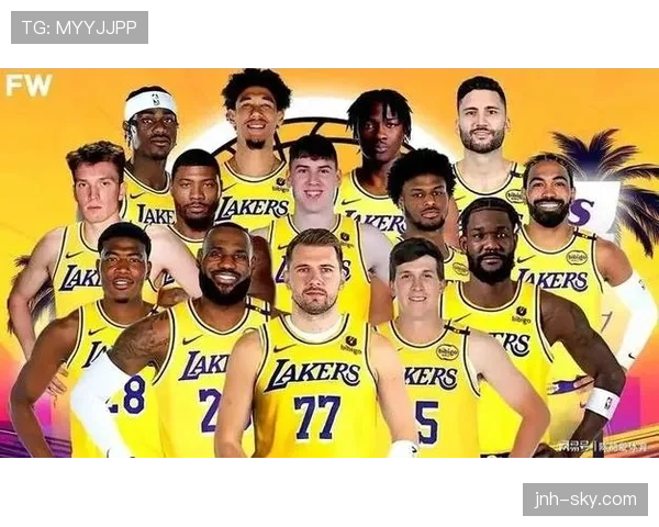 安东尼·戴维斯内线强攻效率提升明显，挡拆拉开防守助力湖人关键时刻得分