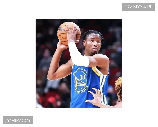 库明加突破制造错位提升球队攻防转换效率